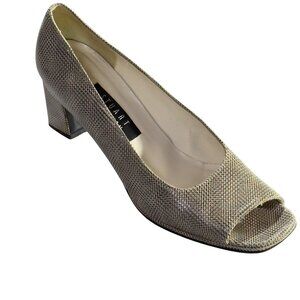 Stuart Weitzman Women's Beige Snakeskin Print Block Heel Shoes Size 9 AAAA